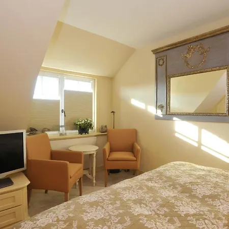 Dikstig 卡姆坡恩